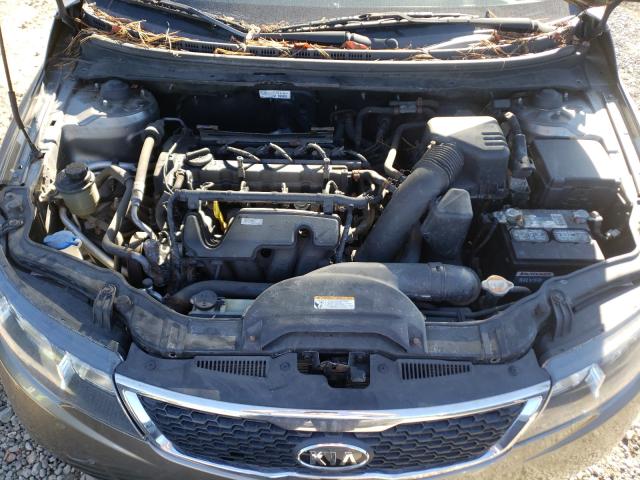 Photo 6 VIN: KNAFU4A27C5470116 - KIA FORTE EX 