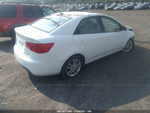 Photo 3 VIN: KNAFU4A27C5569986 - KIA FORTE 