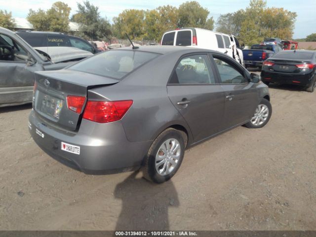 Photo 3 VIN: KNAFU4A27C5578462 - KIA FORTE 