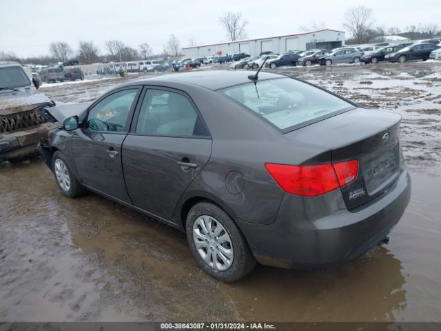 Photo 2 VIN: KNAFU4A27C5585086 - KIA FORTE 