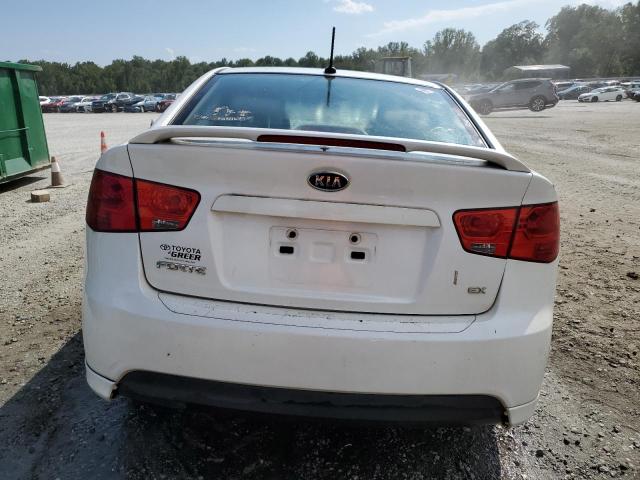 Photo 5 VIN: KNAFU4A27C5586013 - KIA FORTE EX 