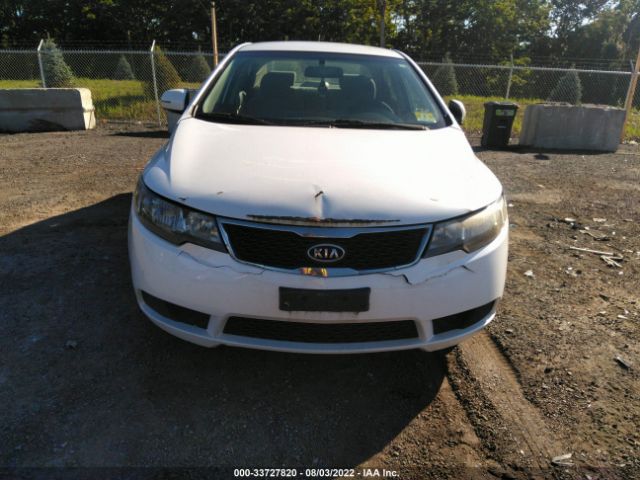 Photo 5 VIN: KNAFU4A27C5597514 - KIA FORTE 