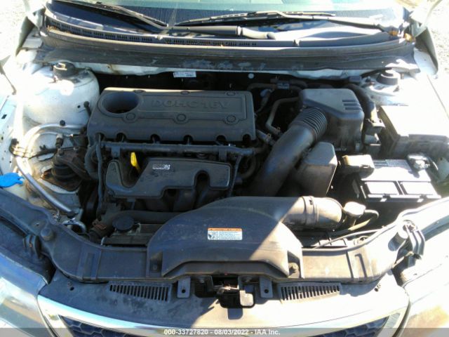 Photo 9 VIN: KNAFU4A27C5597514 - KIA FORTE 