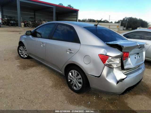 Photo 2 VIN: KNAFU4A27C5621746 - KIA FORTE 