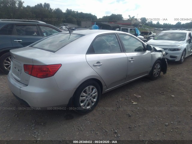 Photo 3 VIN: KNAFU4A27C5631189 - KIA FORTE 