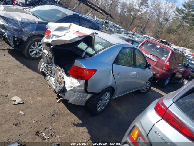 Photo 3 VIN: KNAFU4A27C5634366 - KIA FORTE 