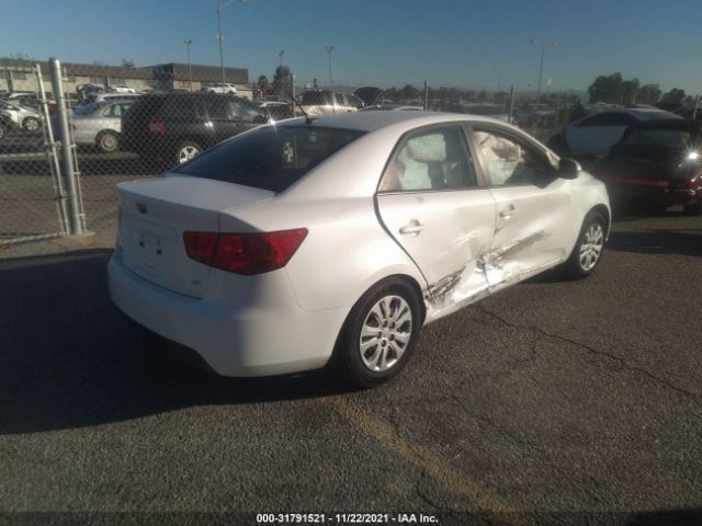 Photo 3 VIN: KNAFU4A27C5638675 - KIA FORTE 