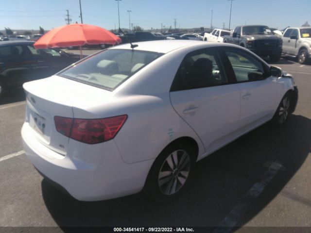 Photo 3 VIN: KNAFU4A27D5680376 - KIA FORTE 