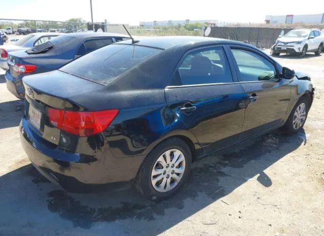 Photo 3 VIN: KNAFU4A27D5684041 - KIA FORTE 