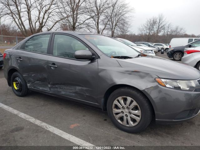 Photo 5 VIN: KNAFU4A27D5709293 - KIA FORTE 