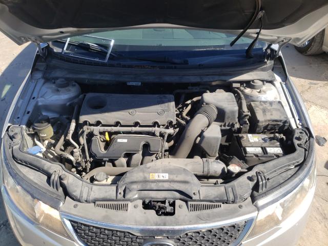 Photo 6 VIN: KNAFU4A27D5731858 - KIA FORTE EX 