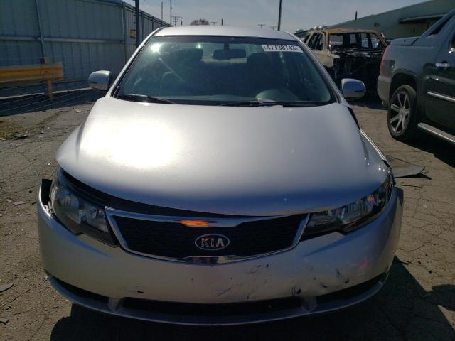 Photo 4 VIN: KNAFU4A27D5733710 - KIA FORTE EX 