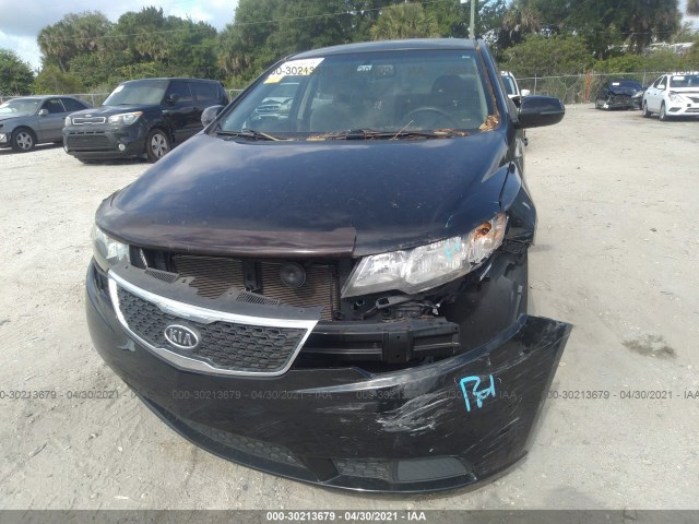 Photo 5 VIN: KNAFU4A27D5735165 - KIA FORTE 