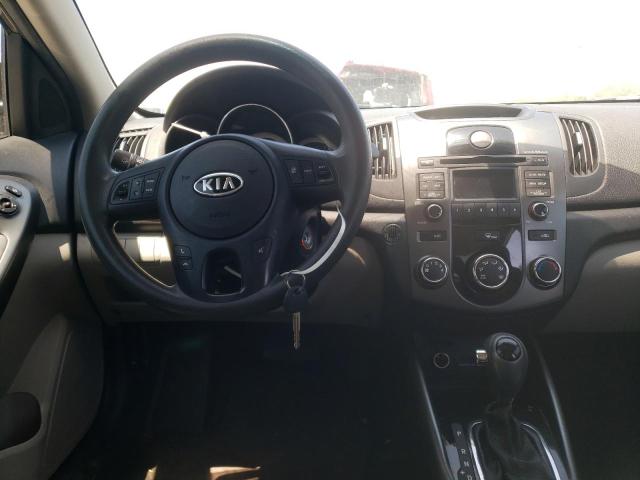 Photo 8 VIN: KNAFU4A27D5735490 - KIA FORTE EX 