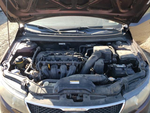 Photo 6 VIN: KNAFU4A28A5048966 - KIA FORTE EX 