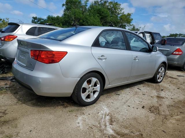 Photo 2 VIN: KNAFU4A28A5057232 - KIA FORTE 