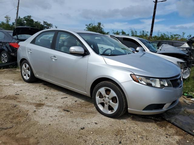 Photo 3 VIN: KNAFU4A28A5057232 - KIA FORTE 