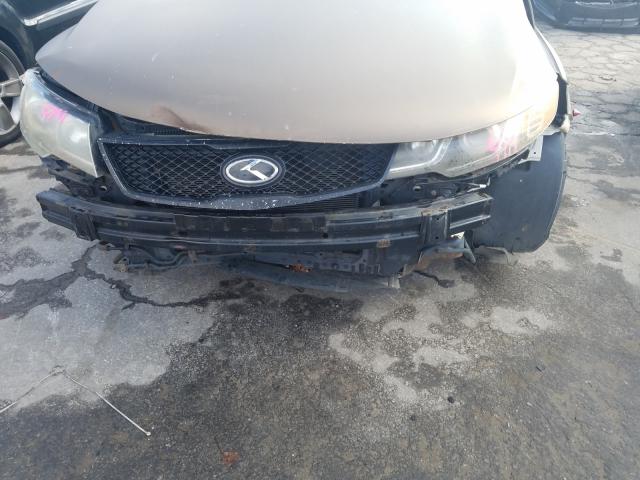 Photo 8 VIN: KNAFU4A28A5058526 - KIA FORTE EX 