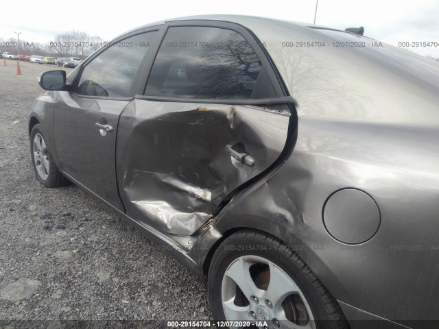 Photo 5 VIN: KNAFU4A28A5060471 - KIA FORTE 