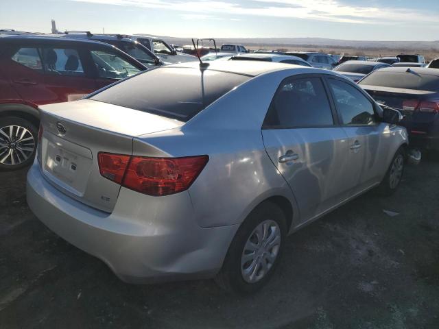 Photo 2 VIN: KNAFU4A28A5060504 - KIA FORTE EX 