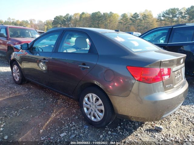 Photo 2 VIN: KNAFU4A28A5178116 - KIA FORTE 