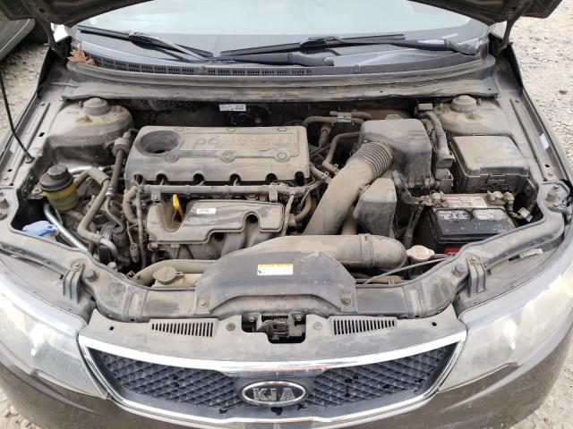 Photo 6 VIN: KNAFU4A28A5194154 - KIA FORTE EX 