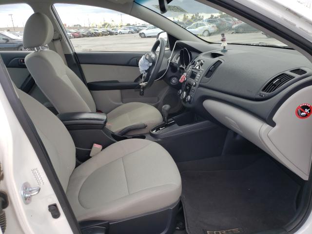 Photo 4 VIN: KNAFU4A28A5233826 - KIA FORTE EX 