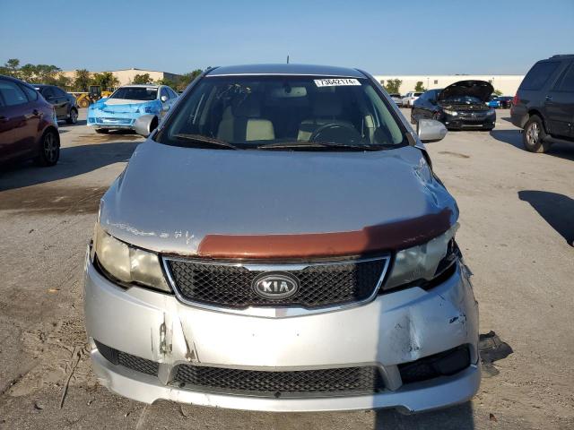 Photo 4 VIN: KNAFU4A28A5253252 - KIA FORTE EX 