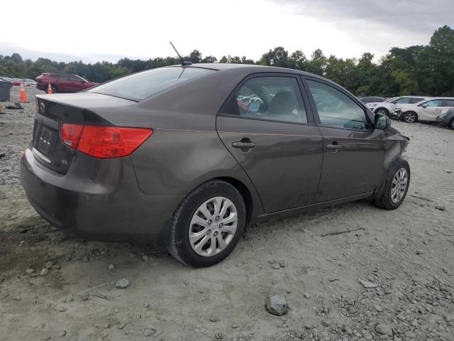 Photo 2 VIN: KNAFU4A28A5255812 - KIA FORTE EX 