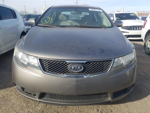 Photo 8 VIN: KNAFU4A28A5807471 - KIA FORTE EX 