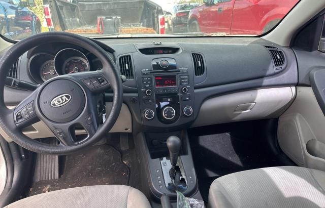 Photo 8 VIN: KNAFU4A28A5836887 - KIA FORTE EX 