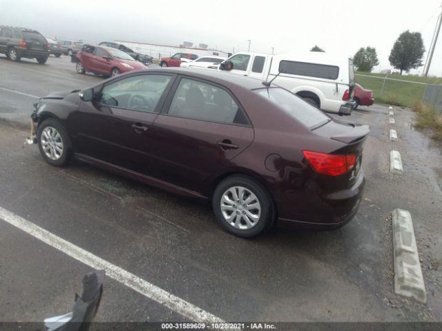 Photo 2 VIN: KNAFU4A28A5857500 - KIA FORTE 