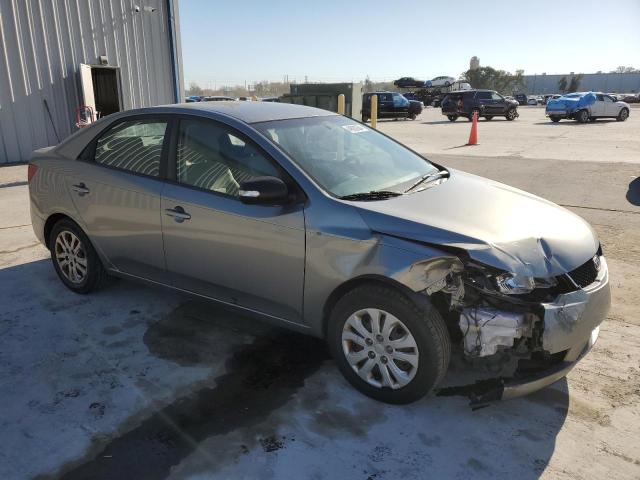 Photo 3 VIN: KNAFU4A28A5861983 - KIA FORTE 