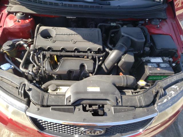 Photo 6 VIN: KNAFU4A28A5865533 - KIA FORTE EX 