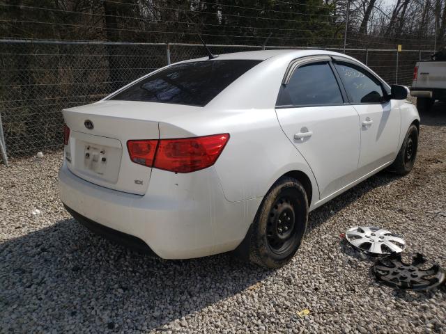 Photo 3 VIN: KNAFU4A28B5331675 - KIA FORTE EX 