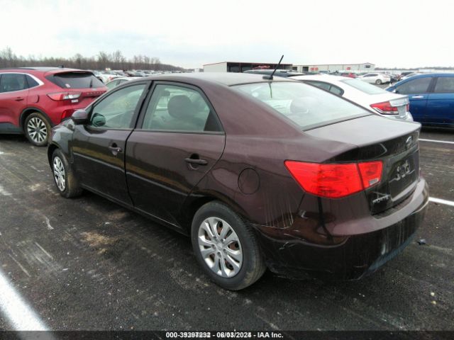 Photo 2 VIN: KNAFU4A28B5351358 - KIA FORTE 