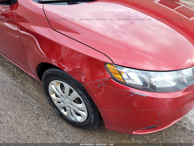 Photo 5 VIN: KNAFU4A28B5405001 - KIA FORTE 