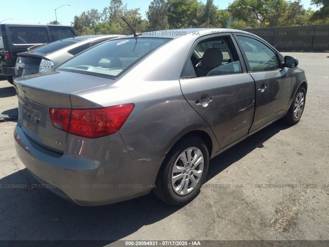 Photo 3 VIN: KNAFU4A28B5889624 - KIA FORTE 