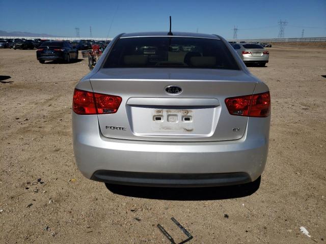 Photo 5 VIN: KNAFU4A28C5504418 - KIA FORTE EX 