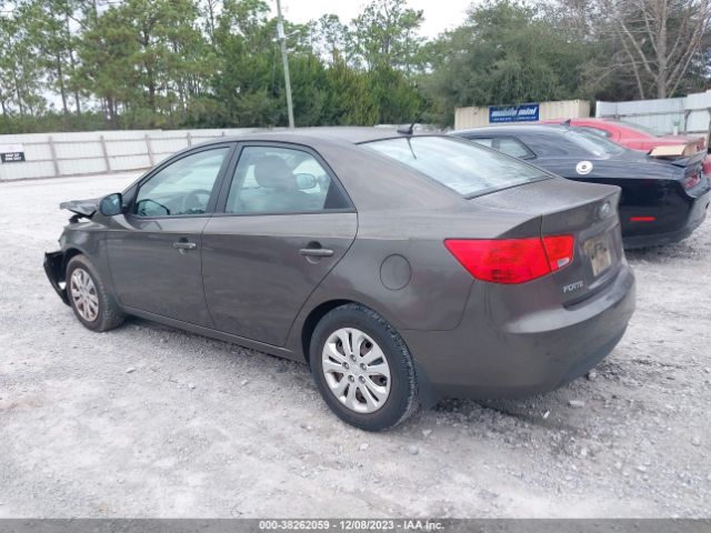 Photo 2 VIN: KNAFU4A28C5545003 - KIA FORTE 