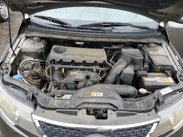 Photo 10 VIN: KNAFU4A28D5672898 - KIA FORTE 