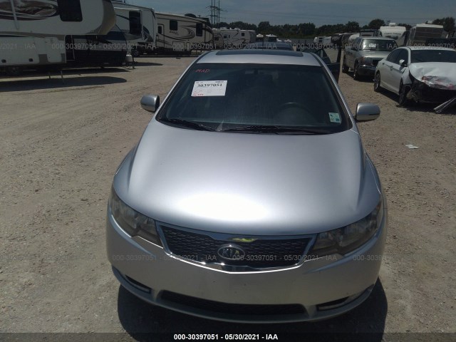 Photo 5 VIN: KNAFU4A28D5677776 - KIA FORTE 