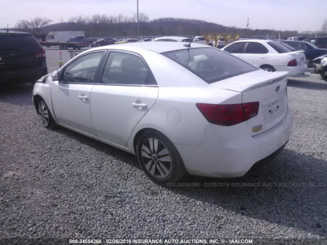 Photo 2 VIN: KNAFU4A28D5719055 - KIA FORTE 