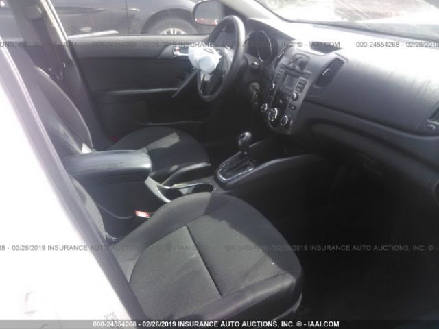 Photo 4 VIN: KNAFU4A28D5719055 - KIA FORTE 