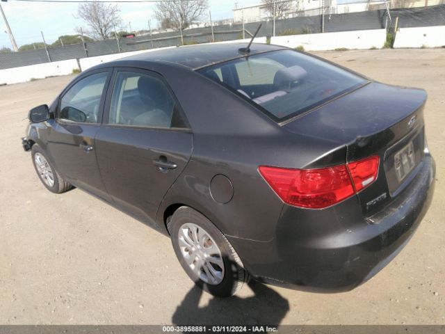 Photo 2 VIN: KNAFU4A28D5721856 - KIA FORTE 