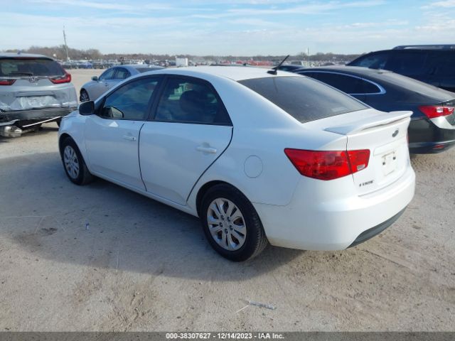 Photo 2 VIN: KNAFU4A28D5732775 - KIA FORTE 