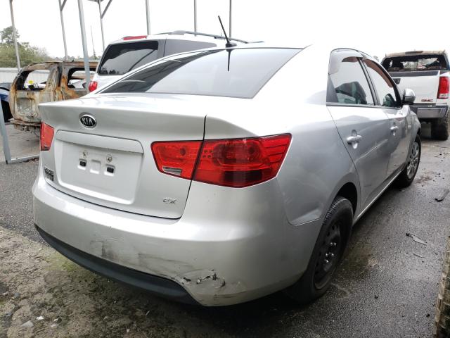 Photo 3 VIN: KNAFU4A28D5735272 - KIA FORTE EX 