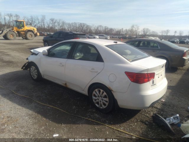 Photo 2 VIN: KNAFU4A28D5736048 - KIA FORTE 