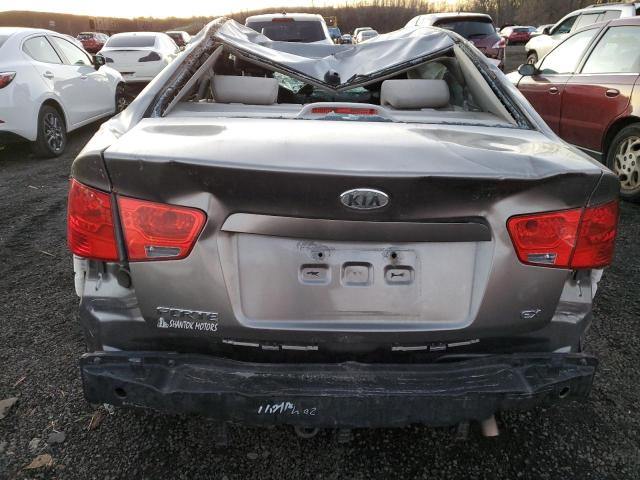 Photo 5 VIN: KNAFU4A29A5174415 - KIA FORTE EX 