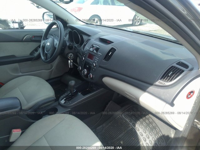 Photo 4 VIN: KNAFU4A29A5191053 - KIA FORTE 